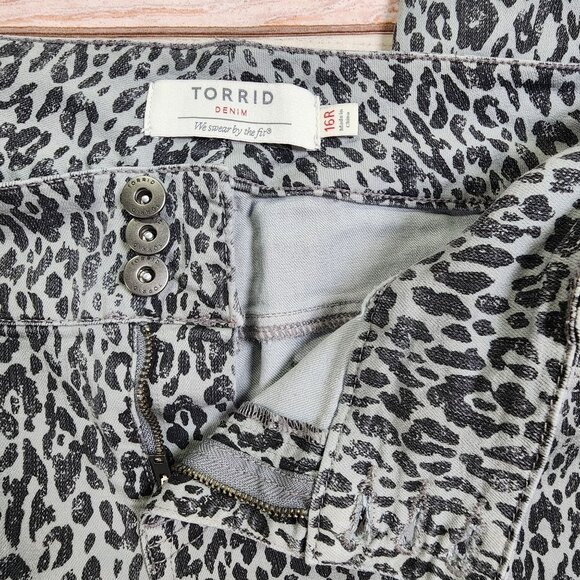 Torrid Leopard Print Jeggings Women’s 16R Skinny Stretch Denim Pants - Picture 3 of 11